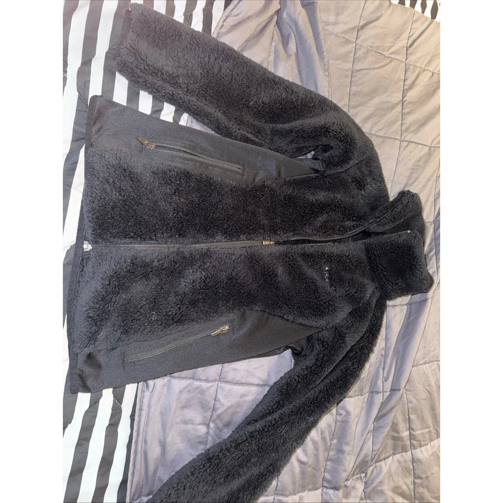 Women's Columbia Lodge Sherpa Size Small. Black. Fuzzy Warm. Outdoor Gear